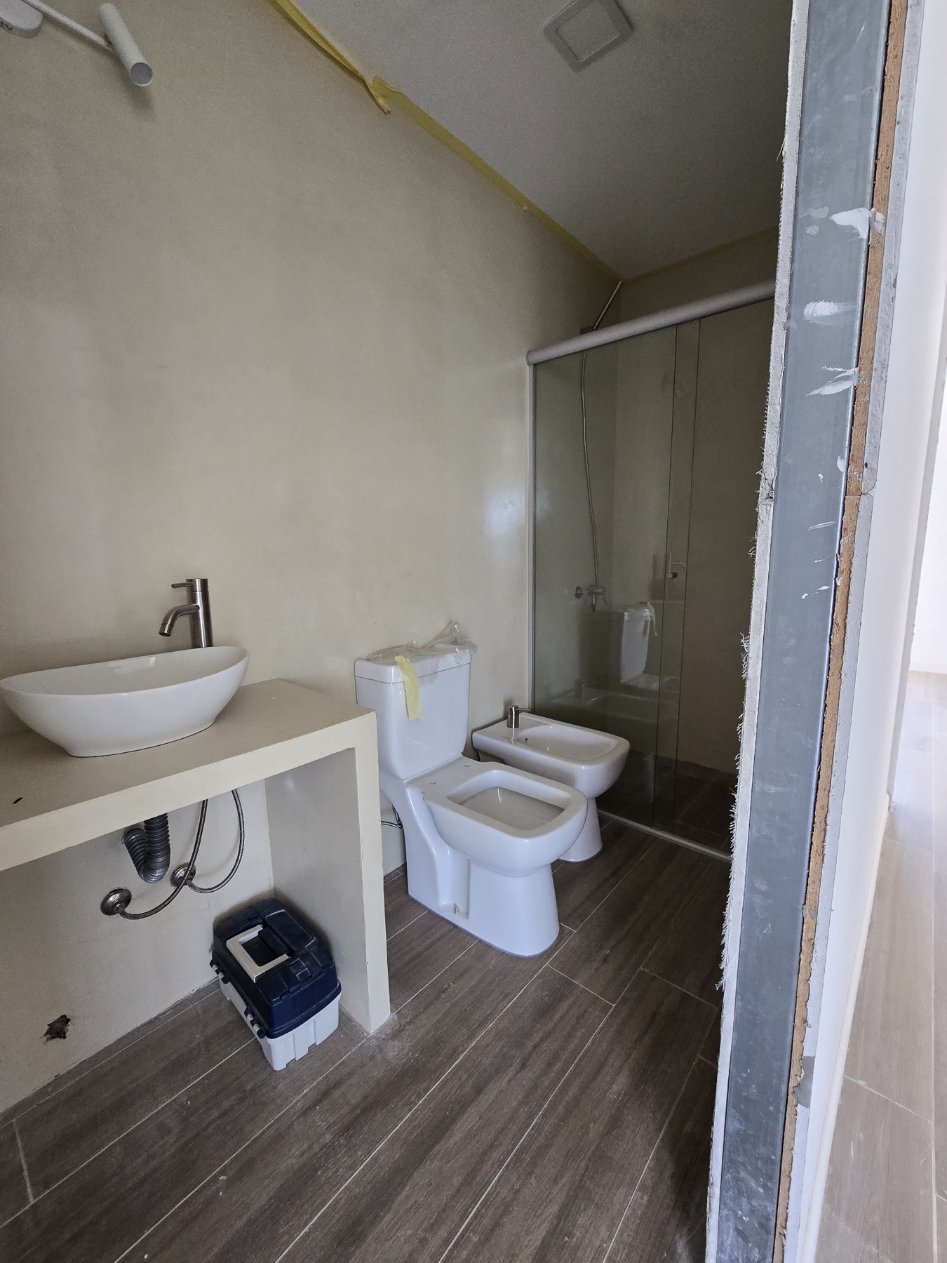 Baño con terminación en microcemento