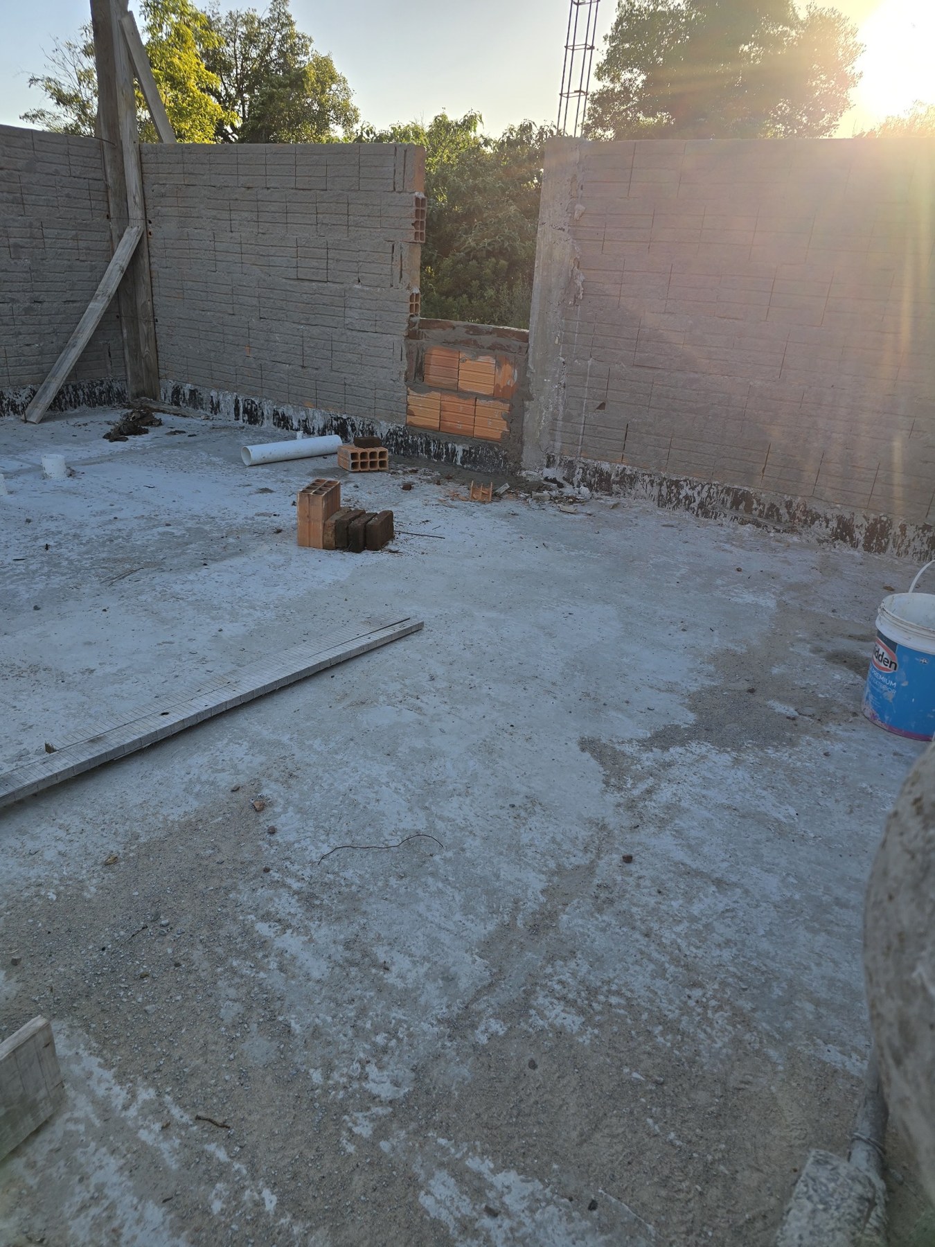 Vista interior durante la construcción — Proceso de obra