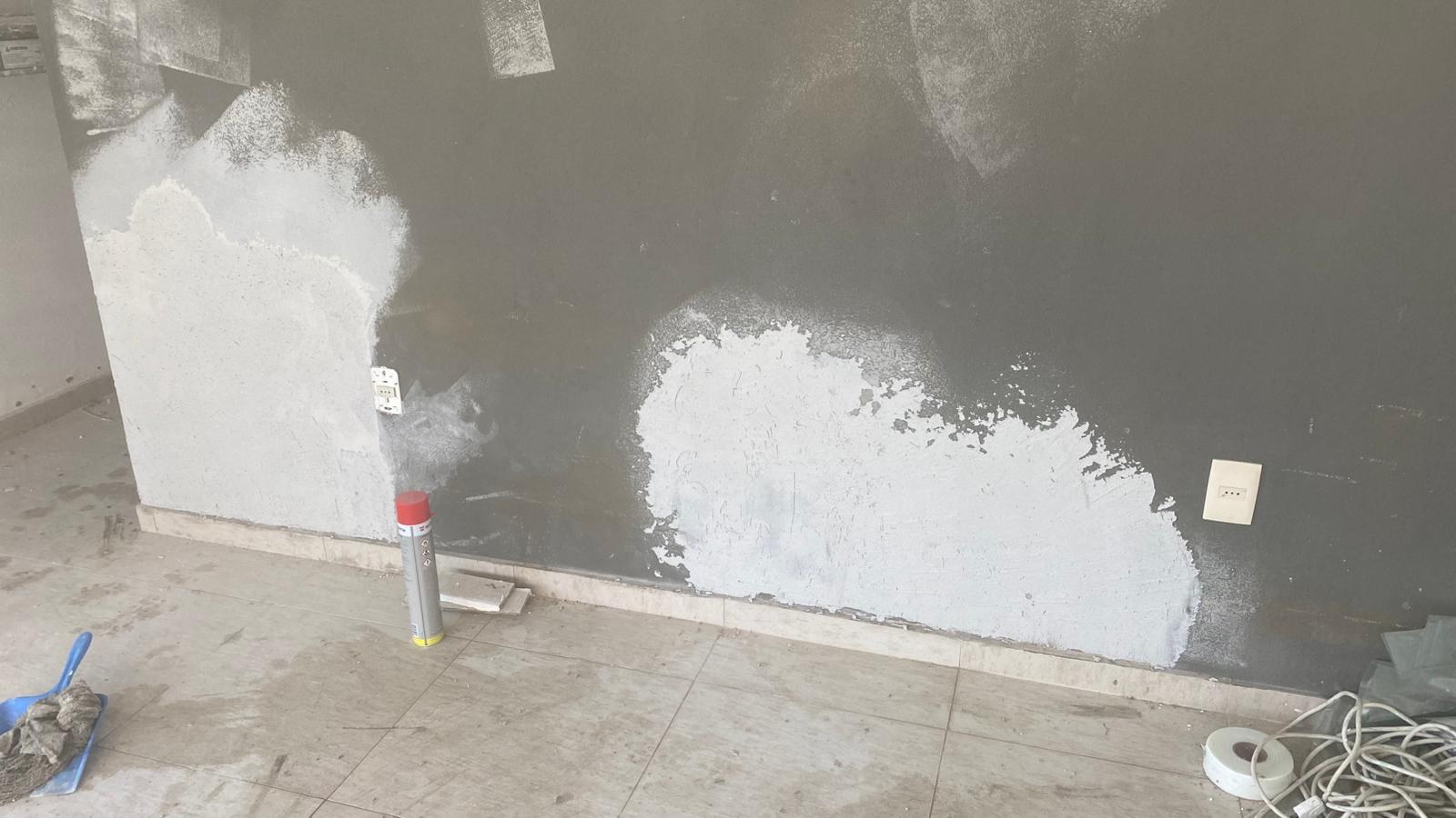 Reparación de superficies interiores